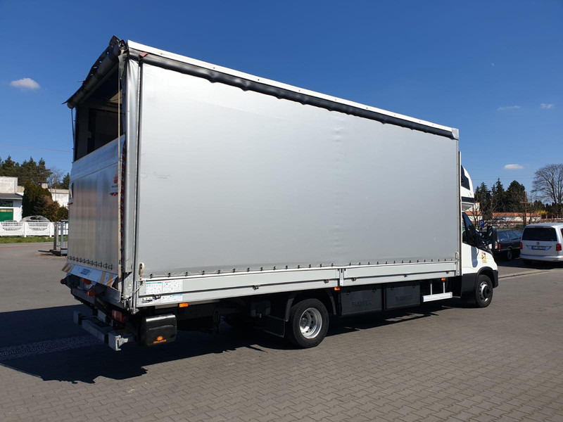 Iveco DAILY 72C18 70C18 HI-MATIC 1.HAND - Φορτηγό μουσαμάς: φωτογραφία 4 Iveco DAILY 72C18 70C18 HI-MATIC 1.HAND - Φορτηγό μουσαμάς: φωτογραφία 4