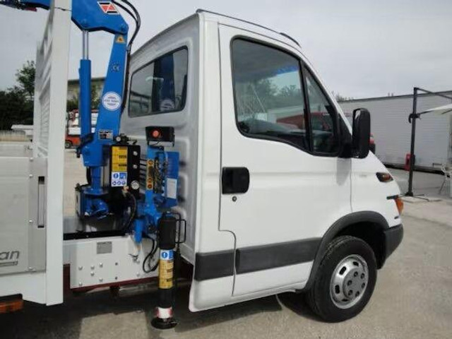 Iveco Daily 35C11 - flatbed+crane - Φορτηγό με ανοιχτή καρότσα, Φορτηγό με γερανό: φωτογραφία 5 Iveco Daily 35C11 - flatbed+crane - Φορτηγό με ανοιχτή καρότσα, Φορτηγό με γερανό: φωτογραφία 5