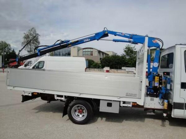 Iveco Daily 35C11 - flatbed+crane - Φορτηγό με ανοιχτή καρότσα, Φορτηγό με γερανό: φωτογραφία 4 Iveco Daily 35C11 - flatbed+crane - Φορτηγό με ανοιχτή καρότσα, Φορτηγό με γερανό: φωτογραφία 4