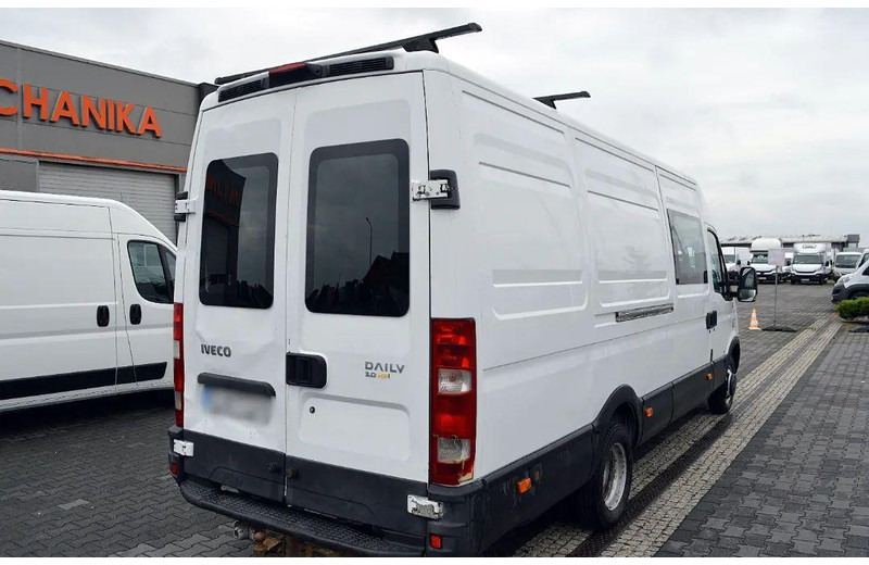 Iveco Daily 35C15 Blaszak L4H2 Brygadówka 6-seater Doka Dubel Cabin - Μικρό λεωφορείο, Επιβατικό βαν: φωτογραφία 4 Iveco Daily 35C15 Blaszak L4H2 Brygadówka 6-seater Doka Dubel Cabin - Μικρό λεωφορείο, Επιβατικό βαν: φωτογραφία 4