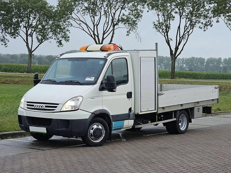 Iveco Daily 40C15 - Flatbed + crane - Φορτηγό με ανοιχτή καρότσα, Φορτηγό με γερανό: φωτογραφία 1 Iveco Daily 40C15 - Flatbed + crane - Φορτηγό με ανοιχτή καρότσα, Φορτηγό με γερανό: φωτογραφία 1