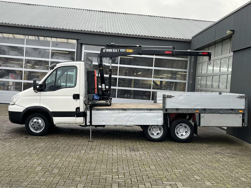 Iveco Daily 40C17 - Flatbed truck + crane - Μικρό φορτηγό με καρότσα: φωτογραφία 5 Iveco Daily 40C17 - Flatbed truck + crane - Μικρό φορτηγό με καρότσα: φωτογραφία 5