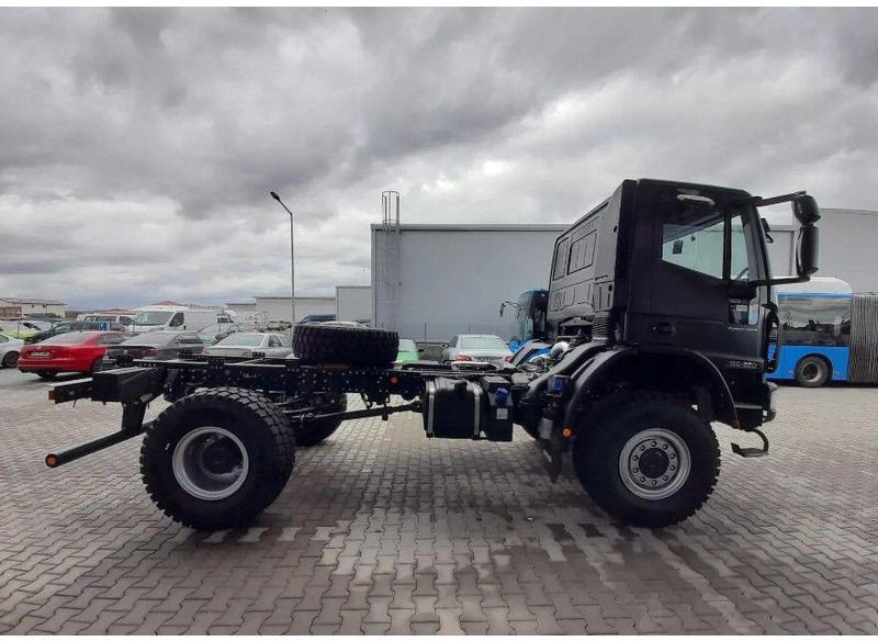 Iveco EuroCargo 4x4 ML150E28WS Chassis - Φορτηγό σασί: φωτογραφία 4 Iveco EuroCargo 4x4 ML150E28WS Chassis - Φορτηγό σασί: φωτογραφία 4