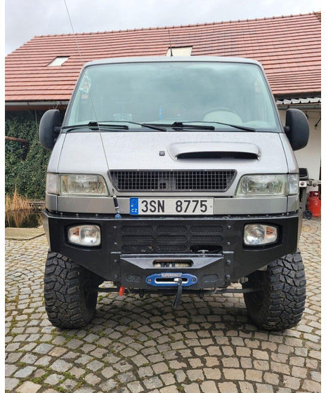 Iveco SCAM SMT 35. 3D 4x4 Off Road Van - Επαγγελματικό αυτοκίνητο κόφα: φωτογραφία 3 Iveco SCAM SMT 35. 3D 4x4 Off Road Van - Επαγγελματικό αυτοκίνητο κόφα: φωτογραφία 3