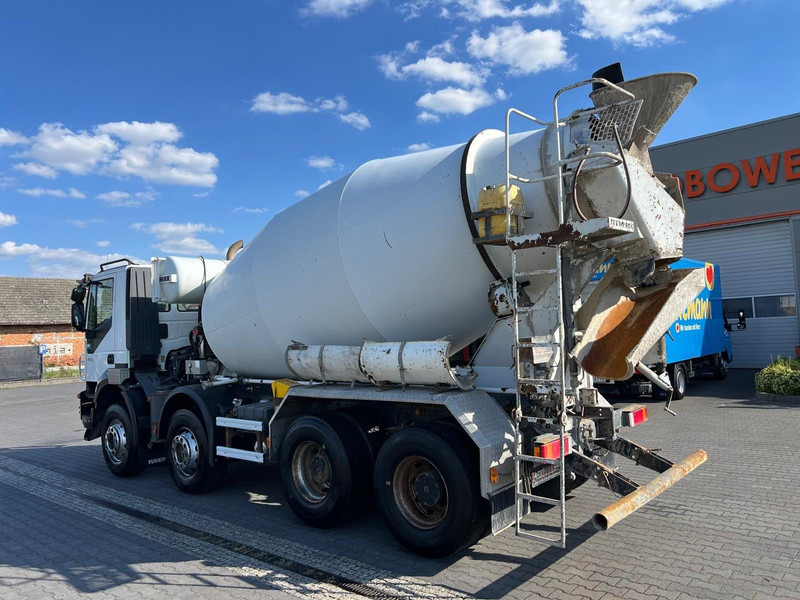 Iveco Trakker 410 CONCRETE MIXER LIEBHERR 904 9m³ - Μπετονιέρα φορτηγό: φωτογραφία 3 Iveco Trakker 410 CONCRETE MIXER LIEBHERR 904 9m³ - Μπετονιέρα φορτηγό: φωτογραφία 3