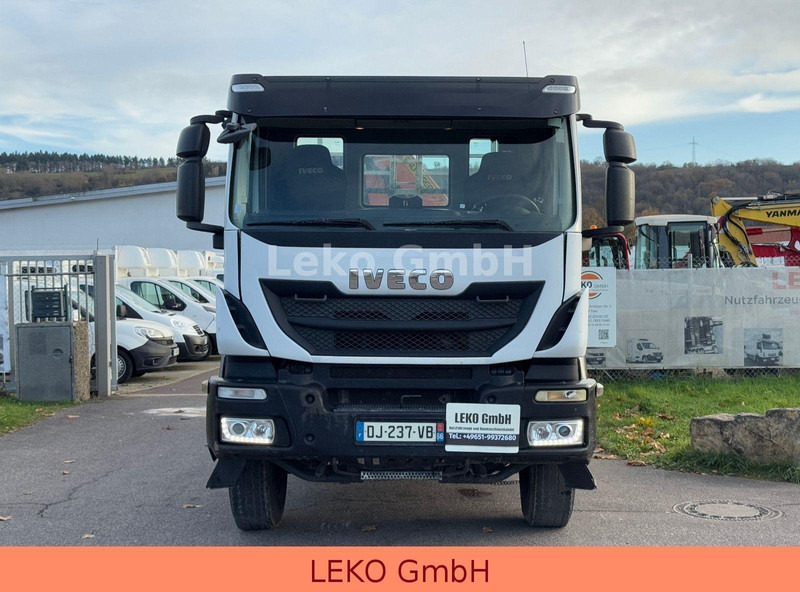 Iveco Trakker 450 Mit Kran( Palfinger PK 22002 .EH) - Φορτηγό με ανοιχτή καρότσα, Φορτηγό με γερανό: φωτογραφία 3 Iveco Trakker 450 Mit Kran( Palfinger PK 22002 .EH) - Φορτηγό με ανοιχτή καρότσα, Φορτηγό με γερανό: φωτογραφία 3