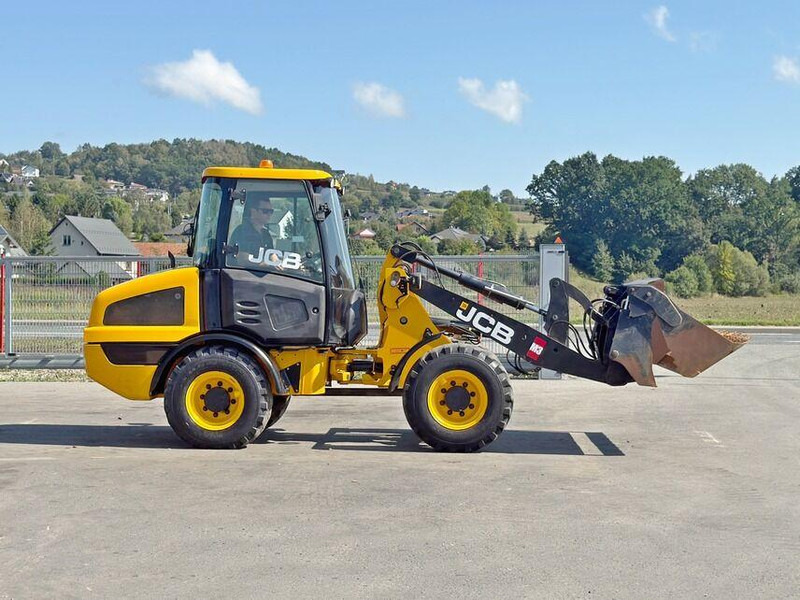 JCB 406 t4 * RADLADER * 4x4 * TOPZUSTAND - Ελαστιχοφόρος φορτωτής: φωτογραφία 5 JCB 406 t4 * RADLADER * 4x4 * TOPZUSTAND - Ελαστιχοφόρος φορτωτής: φωτογραφία 5