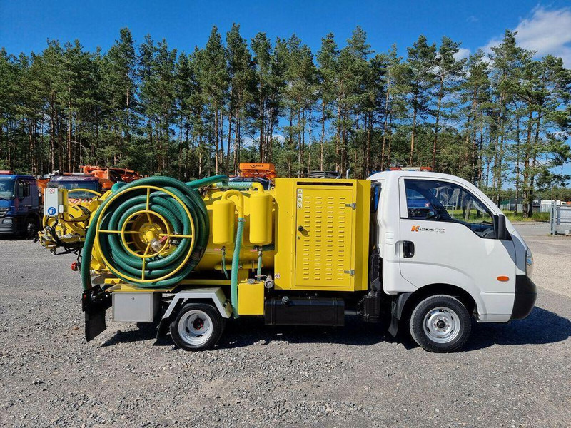 Kia Csatornatisztító - Όχημα εκκένωσης βόθρων: φωτογραφία 4 Kia Csatornatisztító - Όχημα εκκένωσης βόθρων: φωτογραφία 4