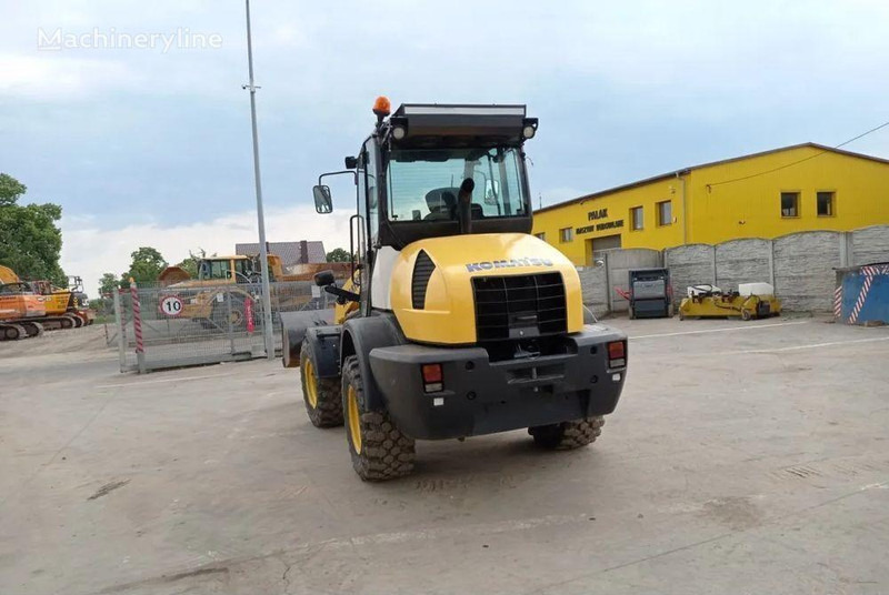 Komatsu WA 90-6 wheel loader - Ελαστιχοφόρος φορτωτής: φωτογραφία 2 Komatsu WA 90-6 wheel loader - Ελαστιχοφόρος φορτωτής: φωτογραφία 2