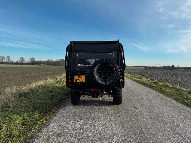 Land Rover Defender 130 - Off road 4x4 - SUV: φωτογραφία 3 Land Rover Defender 130 - Off road 4x4 - SUV: φωτογραφία 3