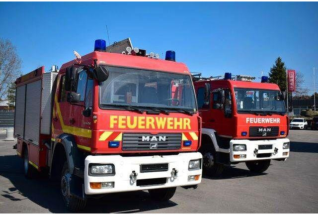 MAN 4x4 Firetruck Feuerwehr DOKA Expedition Camper - Πυροσβεστικό όχημα: φωτογραφία 5 MAN 4x4 Firetruck Feuerwehr DOKA Expedition Camper - Πυροσβεστικό όχημα: φωτογραφία 5