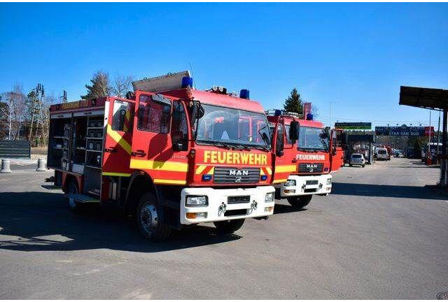 MAN 4x4 Firetruck Feuerwehr DOKA Expedition Camper - Πυροσβεστικό όχημα: φωτογραφία 2 MAN 4x4 Firetruck Feuerwehr DOKA Expedition Camper - Πυροσβεστικό όχημα: φωτογραφία 2
