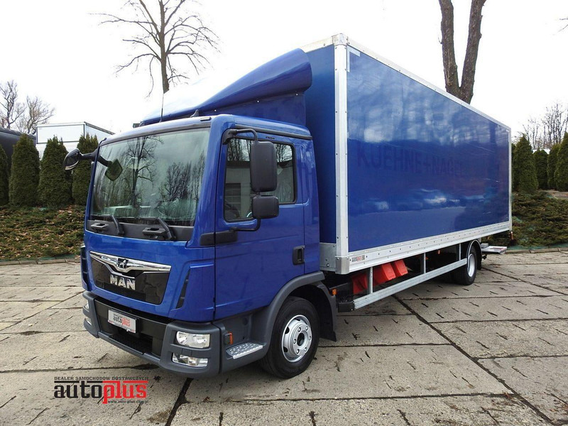 MAN TGL 12.220 KONTENER WINDA 18 PALET TEMPOMAT KLIMATYZACJA PNEUMAT - Φορτηγό κόφα: φωτογραφία 1 MAN TGL 12.220 KONTENER WINDA 18 PALET TEMPOMAT KLIMATYZACJA PNEUMAT - Φορτηγό κόφα: φωτογραφία 1