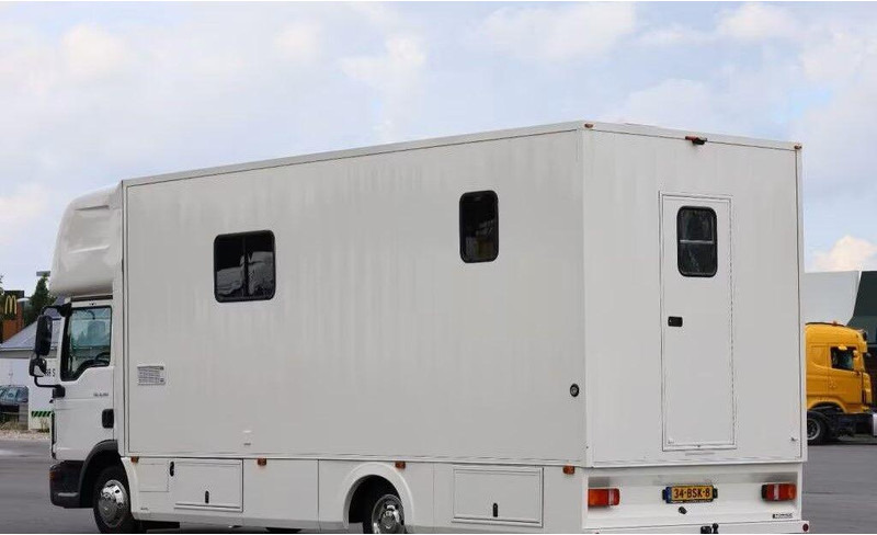 MAN TGL 8.190 - - Φορτηγό μεταφοράς αλόγων: φωτογραφία 4 MAN TGL 8.190 - - Φορτηγό μεταφοράς αλόγων: φωτογραφία 4