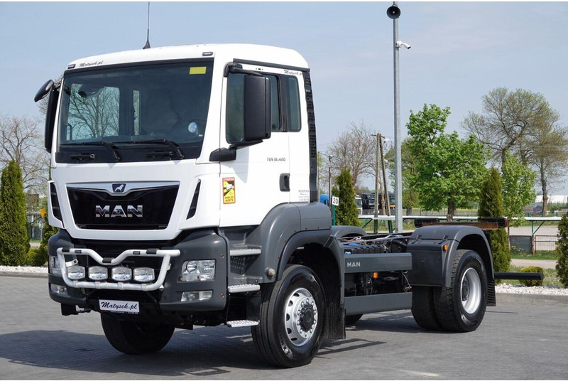 MAN TGS 18.420 / 4X4 / RAMA DŁ. 5,6 M / NAVI / DO ZABUDOWY / SPROWA - Φορτηγό σασί: φωτογραφία 2 MAN TGS 18.420 / 4X4 / RAMA DŁ. 5,6 M / NAVI / DO ZABUDOWY / SPROWA - Φορτηγό σασί: φωτογραφία 2
