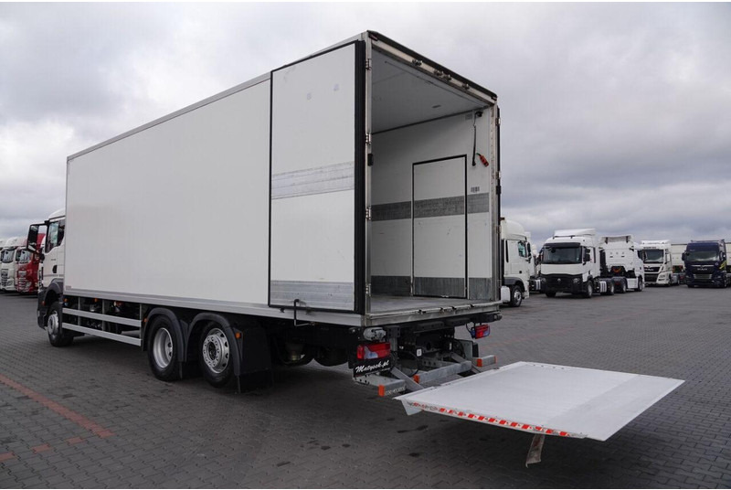 Μίσθωση MAN TGS 26.360 / 6x2 / CHŁODNIA -8,2 M / AGREGAT CARRIER SUPRA 850 / MAN TGS 26.360 / 6x2 / CHŁODNIA -8,2 M / AGREGAT CARRIER SUPRA 850 /: φωτογραφία 19