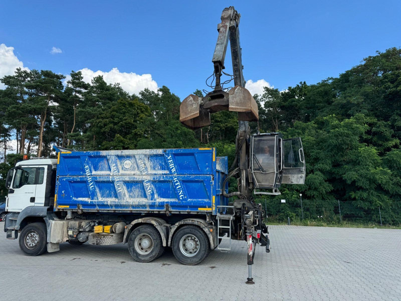 MAN TGS 26.440 6x4 Tipper + Crane Loglift 120S - Φορτηγό ανατρεπόμενο, Φορτηγό με γερανό: φωτογραφία 3 MAN TGS 26.440 6x4 Tipper + Crane Loglift 120S - Φορτηγό ανατρεπόμενο, Φορτηγό με γερανό: φωτογραφία 3