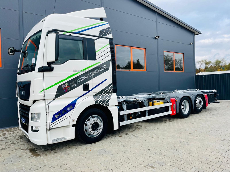 MAN TGX 26.420 - Φορτηγό σασί: φωτογραφία 2 MAN TGX 26.420 - Φορτηγό σασί: φωτογραφία 2