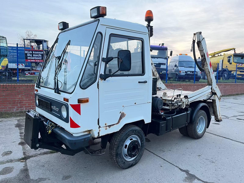 MULTICAR M26 Profi Line - Skip loader truck - Φορτηγό καδοφόρος φορτωτής: φωτογραφία 1 MULTICAR M26 Profi Line - Skip loader truck - Φορτηγό καδοφόρος φορτωτής: φωτογραφία 1