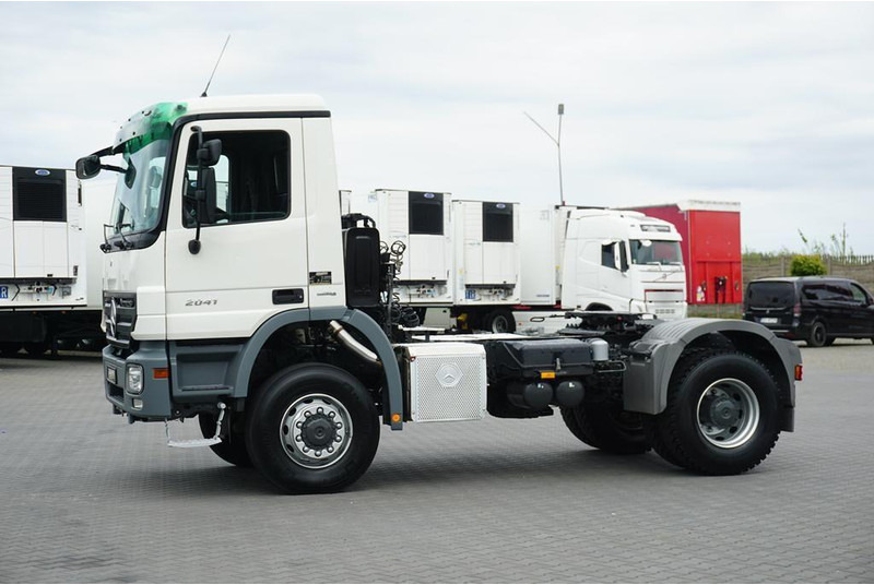 Mercedes-Benz ACTROS / 2041 / 4 X 4 / ALLARD / HYDRAULIKA - Τράκτορας: φωτογραφία 3 Mercedes-Benz ACTROS / 2041 / 4 X 4 / ALLARD / HYDRAULIKA - Τράκτορας: φωτογραφία 3