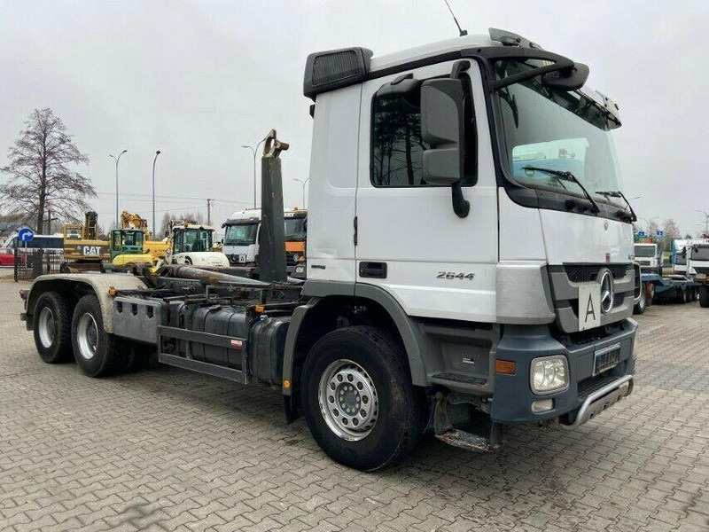 Mercedes-Benz ACTROS 2644 - Φορτηγό φόρτωσης γάντζου: φωτογραφία 1 Mercedes-Benz ACTROS 2644 - Φορτηγό φόρτωσης γάντζου: φωτογραφία 1