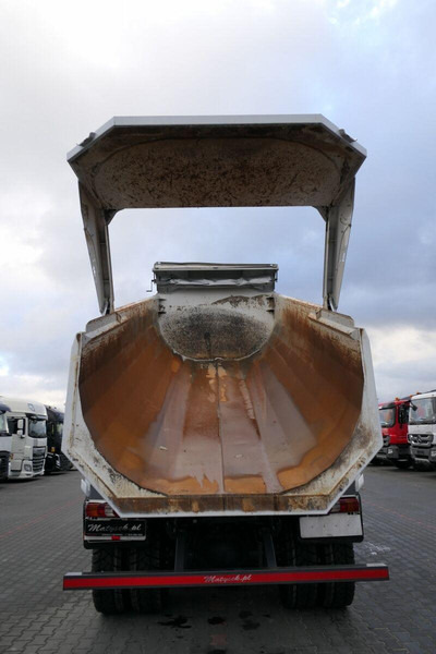 Mercedes-Benz AROCS 3246 / 8x4 / WYWROTKA / TYLNOZSYP / EURO 6 / OPONY 100 % - Φορτηγό ανατρεπόμενο: φωτογραφία 4 Mercedes-Benz AROCS 3246 / 8x4 / WYWROTKA / TYLNOZSYP / EURO 6 / OPONY 100 % - Φορτηγό ανατρεπόμενο: φωτογραφία 4