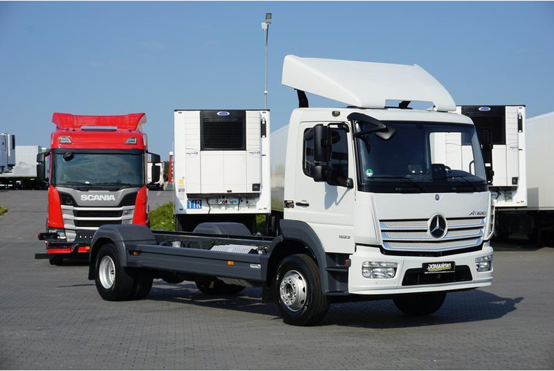 Mercedes-Benz ATEGO / 1523 / ACC / EURO 6 / PODWOZIE DO ZABUDOWY / DŁ. 6,75 M - Φορτηγό σασί: φωτογραφία 1 Mercedes-Benz ATEGO / 1523 / ACC / EURO 6 / PODWOZIE DO ZABUDOWY / DŁ. 6,75 M - Φορτηγό σασί: φωτογραφία 1
