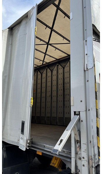 Mercedes-Benz Actros 1845 - Φορτηγό μουσαμάς: φωτογραφία 3 Mercedes-Benz Actros 1845 - Φορτηγό μουσαμάς: φωτογραφία 3