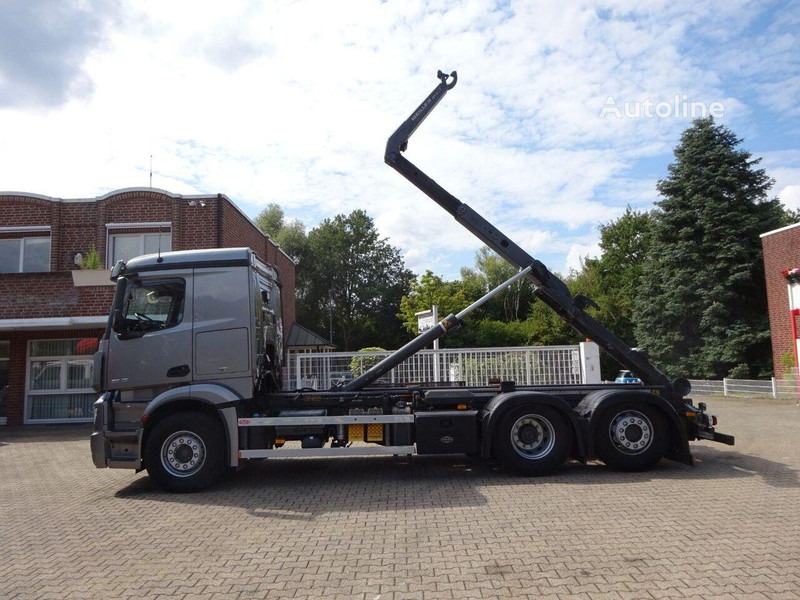 Mercedes-Benz Actros 2545 - Hook lift truck 6x2 - Φορτηγό φόρτωσης γάντζου: φωτογραφία 4 Mercedes-Benz Actros 2545 - Hook lift truck 6x2 - Φορτηγό φόρτωσης γάντζου: φωτογραφία 4