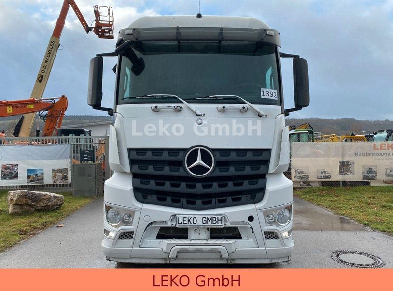 Mercedes-Benz Arocs 4x4 Euro 6 Kipphydraulik - Τράκτορας: φωτογραφία 2 Mercedes-Benz Arocs 4x4 Euro 6 Kipphydraulik - Τράκτορας: φωτογραφία 2