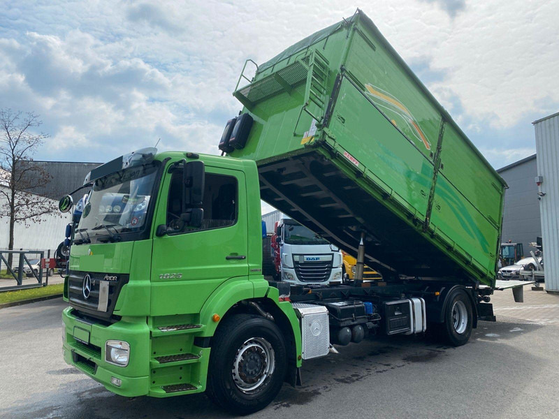 Mercedes-Benz Axor 1829 - Φορτηγό ανατρεπόμενο: φωτογραφία 1 Mercedes-Benz Axor 1829 - Φορτηγό ανατρεπόμενο: φωτογραφία 1