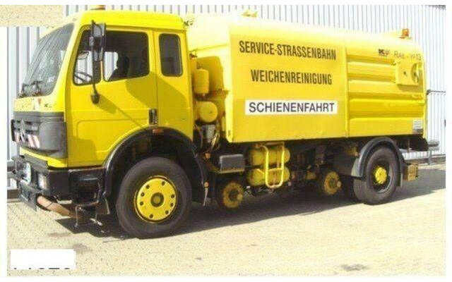 Mercedes-Benz SK 1820 4x2 Schienenreinigungs Kehrmaschine RAIL - Σάρωθρο δρόμων: φωτογραφία 1 Mercedes-Benz SK 1820 4x2 Schienenreinigungs Kehrmaschine RAIL - Σάρωθρο δρόμων: φωτογραφία 1
