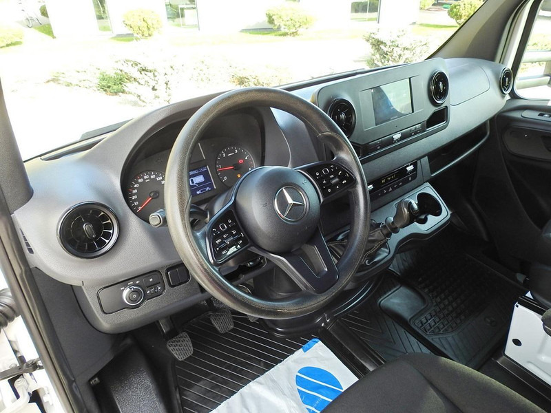 Mercedes-Benz SPRINTER 516 SKRZYNIA PODWÓJNA KABINA DOKA 6 MIEJSC TEMPOMAT KLI - Μικρό φορτηγό με καρότσα: φωτογραφία 2 Mercedes-Benz SPRINTER 516 SKRZYNIA PODWÓJNA KABINA DOKA 6 MIEJSC TEMPOMAT KLI - Μικρό φορτηγό με καρότσα: φωτογραφία 2