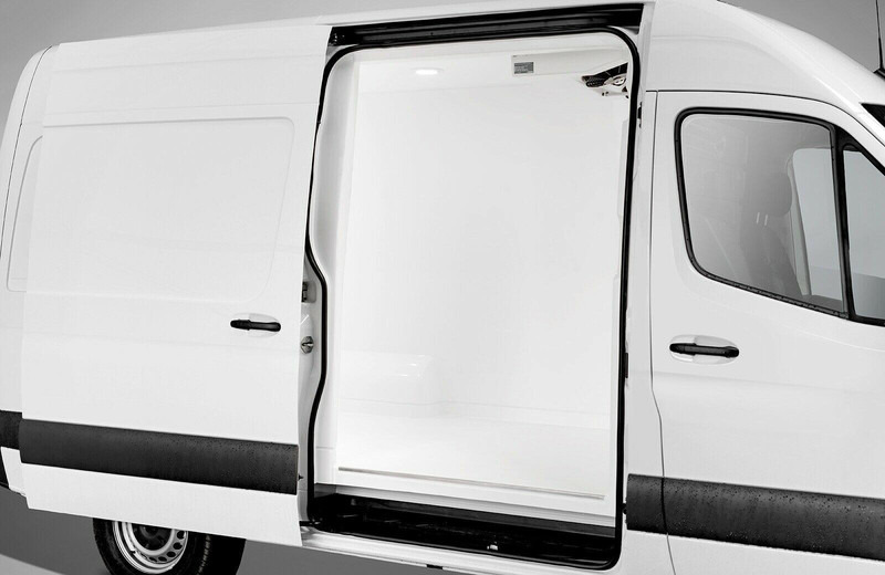 Mercedes-Benz Sprinter 315 - Επαγγελματικό αυτοκίνητο ψυγείο: φωτογραφία 2 Mercedes-Benz Sprinter 315 - Επαγγελματικό αυτοκίνητο ψυγείο: φωτογραφία 2