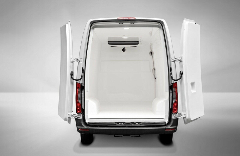 Mercedes-Benz Sprinter 315 - Επαγγελματικό αυτοκίνητο ψυγείο: φωτογραφία 4 Mercedes-Benz Sprinter 315 - Επαγγελματικό αυτοκίνητο ψυγείο: φωτογραφία 4