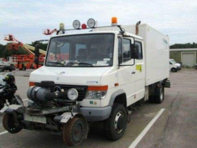 Mercedes-Benz VARIO Schörling RAIL ROAD Two Way Schienen - Φορτηγό κόφα: φωτογραφία 1 Mercedes-Benz VARIO Schörling RAIL ROAD Two Way Schienen - Φορτηγό κόφα: φωτογραφία 1