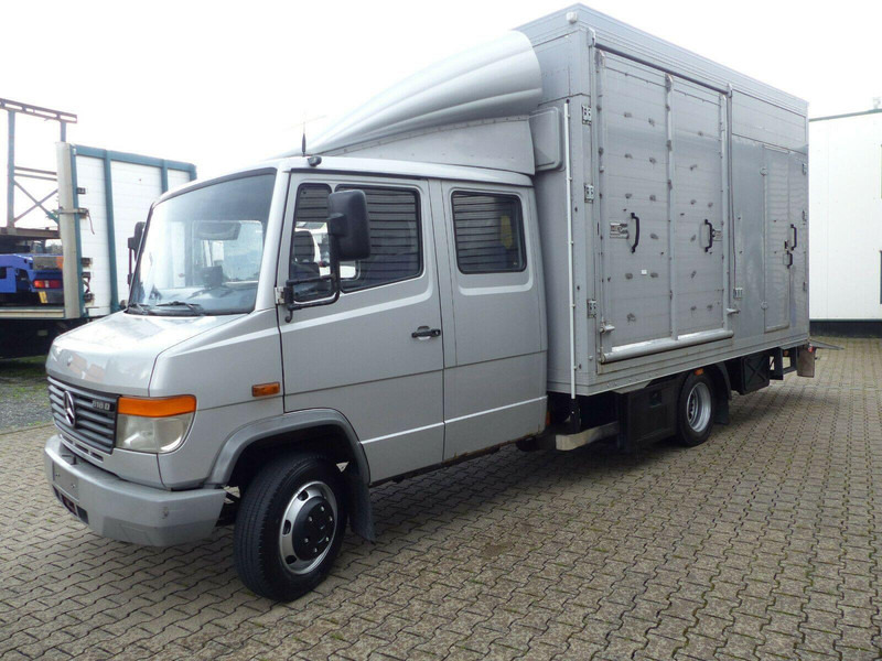 Mercedes-Benz Vario 818 Doka horse transporter + Tail lift - Φορτηγό μεταφοράς αλόγων: φωτογραφία 3 Mercedes-Benz Vario 818 Doka horse transporter + Tail lift - Φορτηγό μεταφοράς αλόγων: φωτογραφία 3