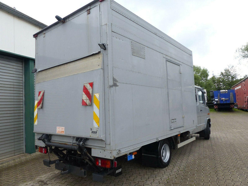 Mercedes-Benz Vario 818 Doka horse transporter + Tail lift - Φορτηγό μεταφοράς αλόγων: φωτογραφία 5 Mercedes-Benz Vario 818 Doka horse transporter + Tail lift - Φορτηγό μεταφοράς αλόγων: φωτογραφία 5