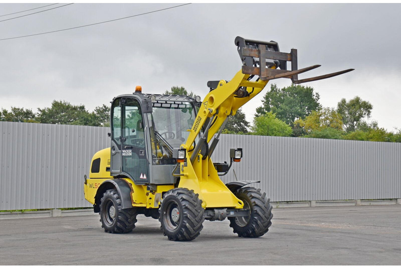 Neuson WACKER WL 50 - Ελαστιχοφόρος φορτωτής: φωτογραφία 2 Neuson WACKER WL 50 - Ελαστιχοφόρος φορτωτής: φωτογραφία 2