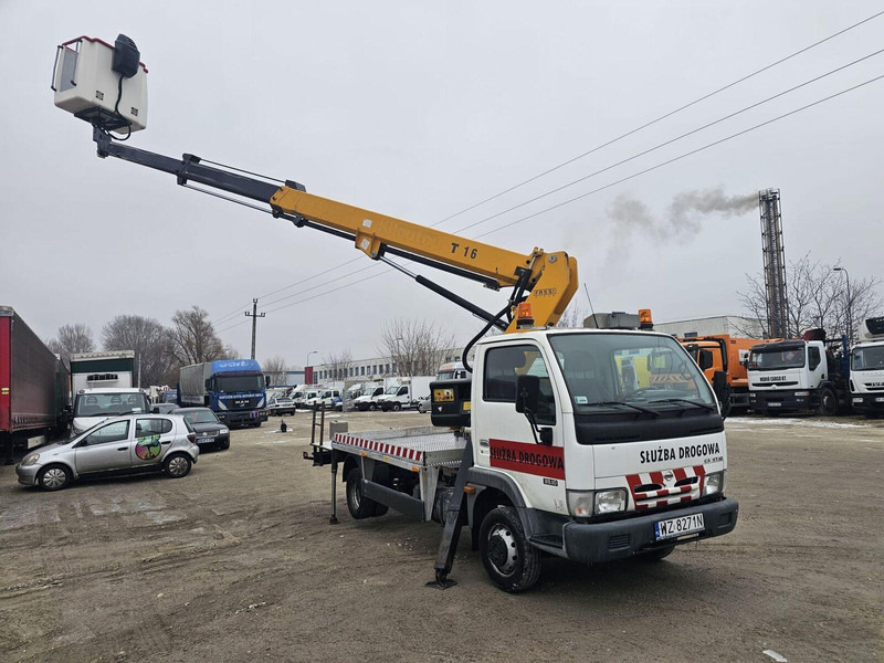 Nissan Cabstar 35.10 - Socage Lifting Basket - 16m - Φορτηγό, Φορτηγό με γερανό: φωτογραφία 1 Nissan Cabstar 35.10 - Socage Lifting Basket - 16m - Φορτηγό, Φορτηγό με γερανό: φωτογραφία 1