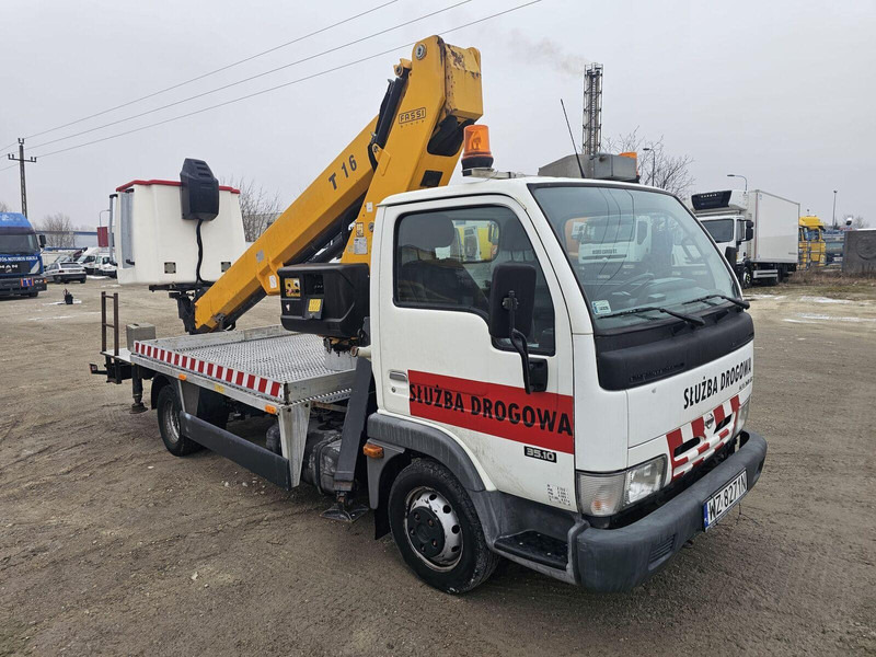 Nissan Cabstar 35.10 - Socage Lifting Basket - 16m - Φορτηγό, Φορτηγό με γερανό: φωτογραφία 2 Nissan Cabstar 35.10 - Socage Lifting Basket - 16m - Φορτηγό, Φορτηγό με γερανό: φωτογραφία 2