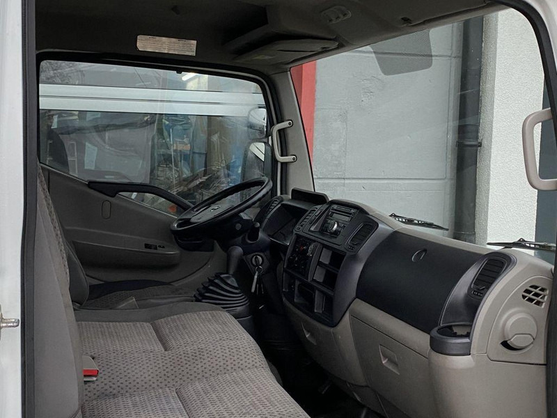 Μίσθωση Nissan Cabstar 35.15 Vacuum truck Nissan Cabstar 35.15 Vacuum truck: φωτογραφία 11