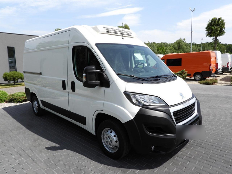 Peugeot BOXER FURGON CHŁODNIA -10*C TEMPOMAT KLIMATYZACJA 130KM [ G23 - Επαγγελματικό αυτοκίνητο ψυγείο: φωτογραφία 4 Peugeot BOXER FURGON CHŁODNIA -10*C TEMPOMAT KLIMATYZACJA 130KM [ G23 - Επαγγελματικό αυτοκίνητο ψυγείο: φωτογραφία 4