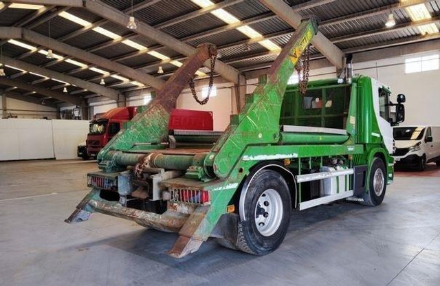 Scania P360 Hyvalift - Φορτηγό καδοφόρος φορτωτής: φωτογραφία 3 Scania P360 Hyvalift - Φορτηγό καδοφόρος φορτωτής: φωτογραφία 3