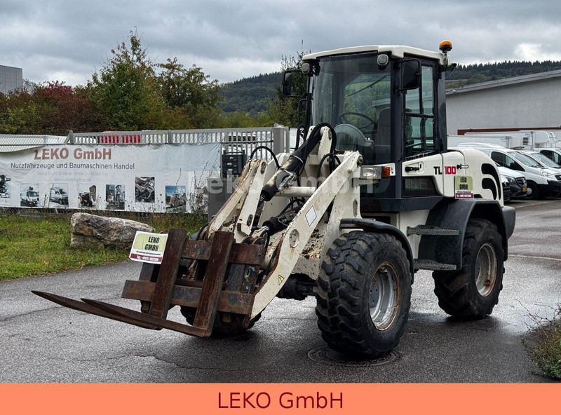 Terex TL 100 - Ελαστιχοφόρος φορτωτής: φωτογραφία 4 Terex TL 100 - Ελαστιχοφόρος φορτωτής: φωτογραφία 4