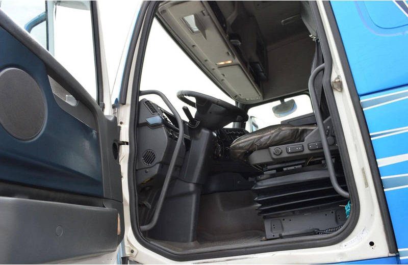 Φορτηγό ξυλείας, Φορτηγό με γερανό για τη μεταφορά ξυλείας Volvo FH 13 520 FOR TRANSPORTING WOOD: φωτογραφία 9