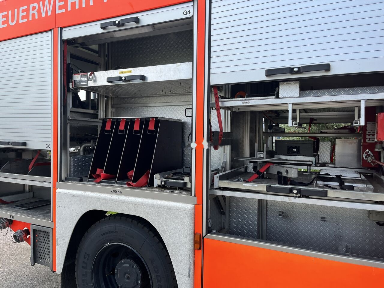 IVECO 135E24 - Πυροσβεστικό όχημα: φωτογραφία 4 IVECO 135E24 - Πυροσβεστικό όχημα: φωτογραφία 4