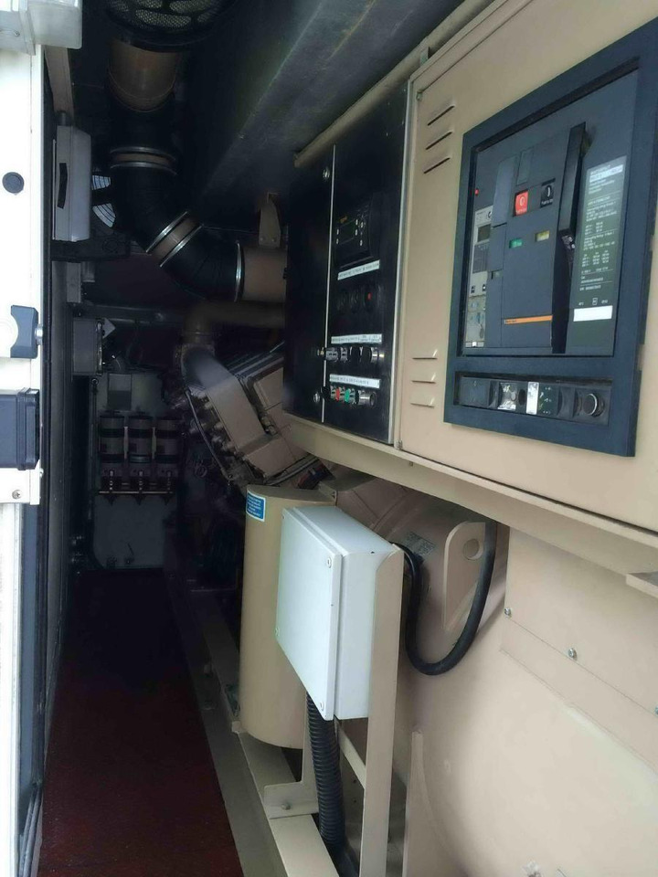 Cummins Generator 1425 KVA powerd by KTA50-G3 Super Silent - Βιομηχανική γεννήτρια: φωτογραφία 3 Cummins Generator 1425 KVA powerd by KTA50-G3 Super Silent - Βιομηχανική γεννήτρια: φωτογραφία 3