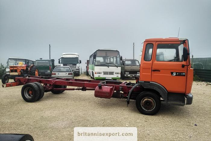 RENAULT Midliner S120 Turbo 7.7 Ton Chassis Cab Truck | ZF Manual | - Φορτηγό σασί: φωτογραφία 4 RENAULT Midliner S120 Turbo 7.7 Ton Chassis Cab Truck | ZF Manual | - Φορτηγό σασί: φωτογραφία 4