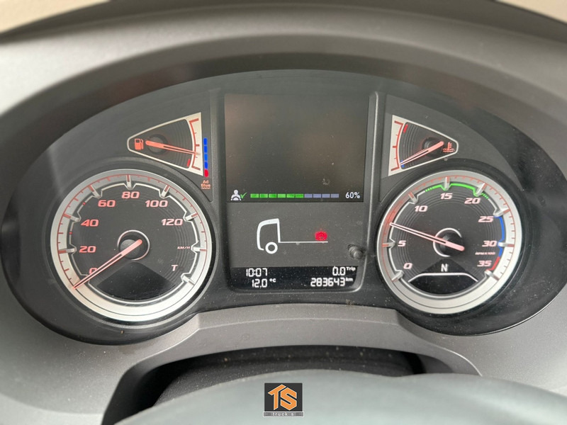 DAF LF 290 KOFFER - 19 TON - EURO 6 D - TOP!! - Φορτηγό κόφα: φωτογραφία 4 DAF LF 290 KOFFER - 19 TON - EURO 6 D - TOP!! - Φορτηγό κόφα: φωτογραφία 4